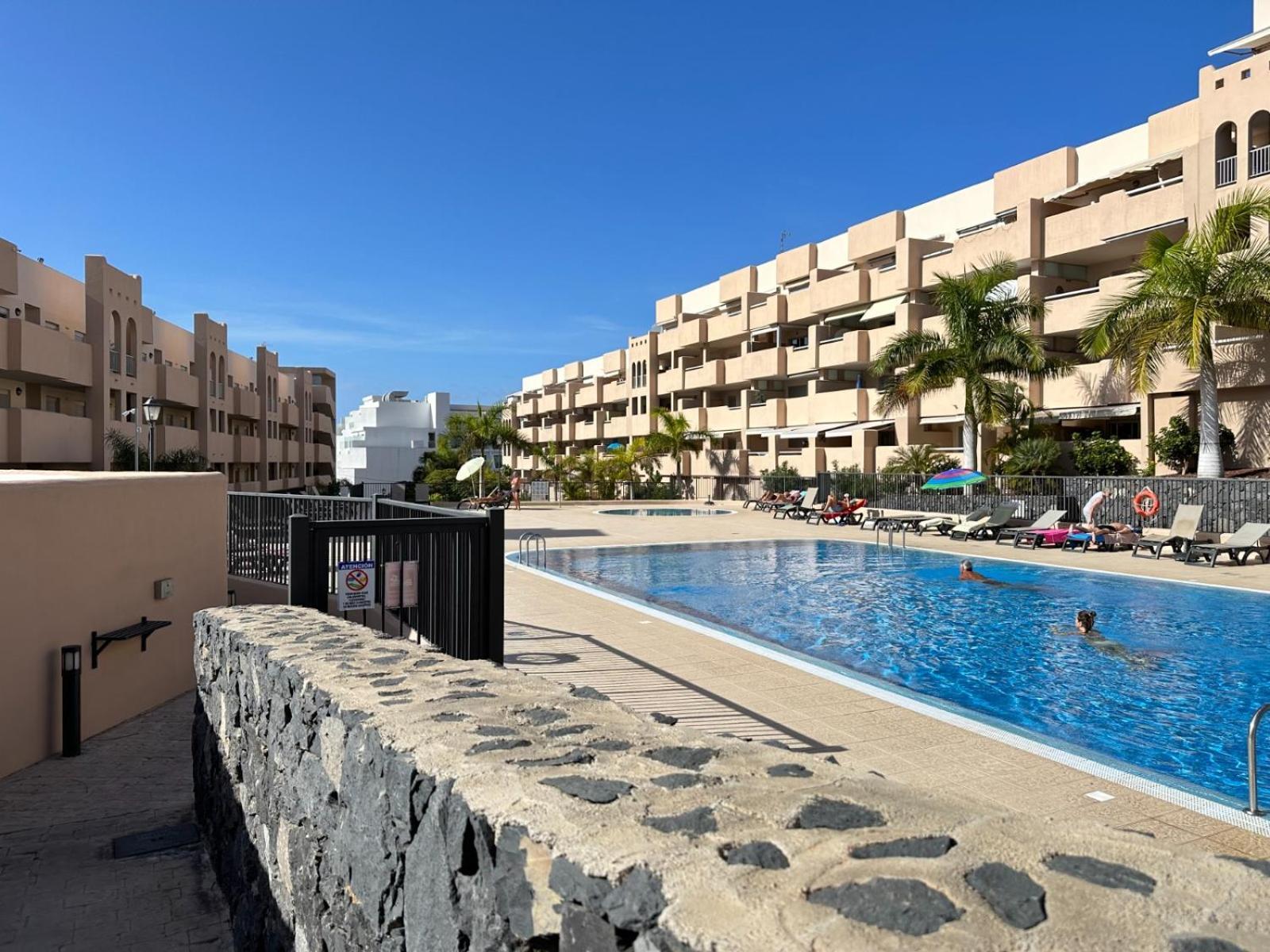 Cozy Apartment In Playa Paraiso Costa Adeje  Kültér fotó