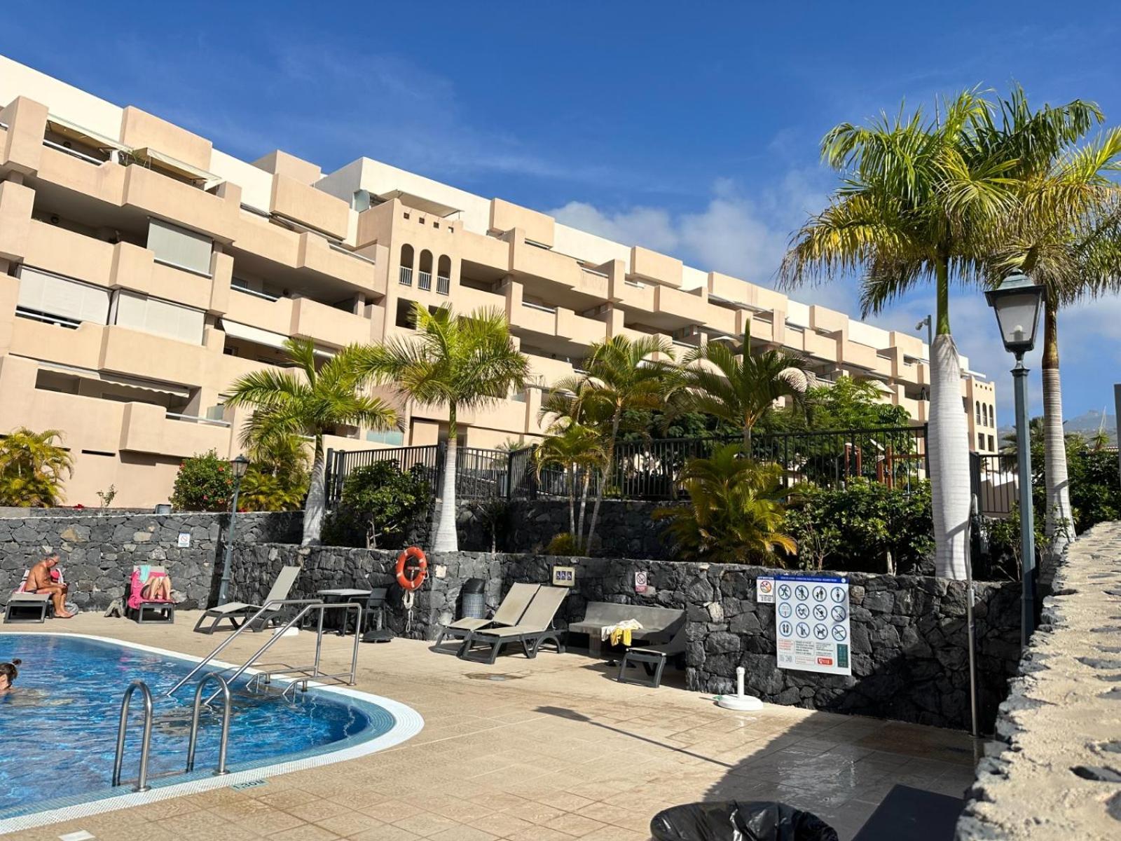 Cozy Apartment In Playa Paraiso Costa Adeje  Kültér fotó