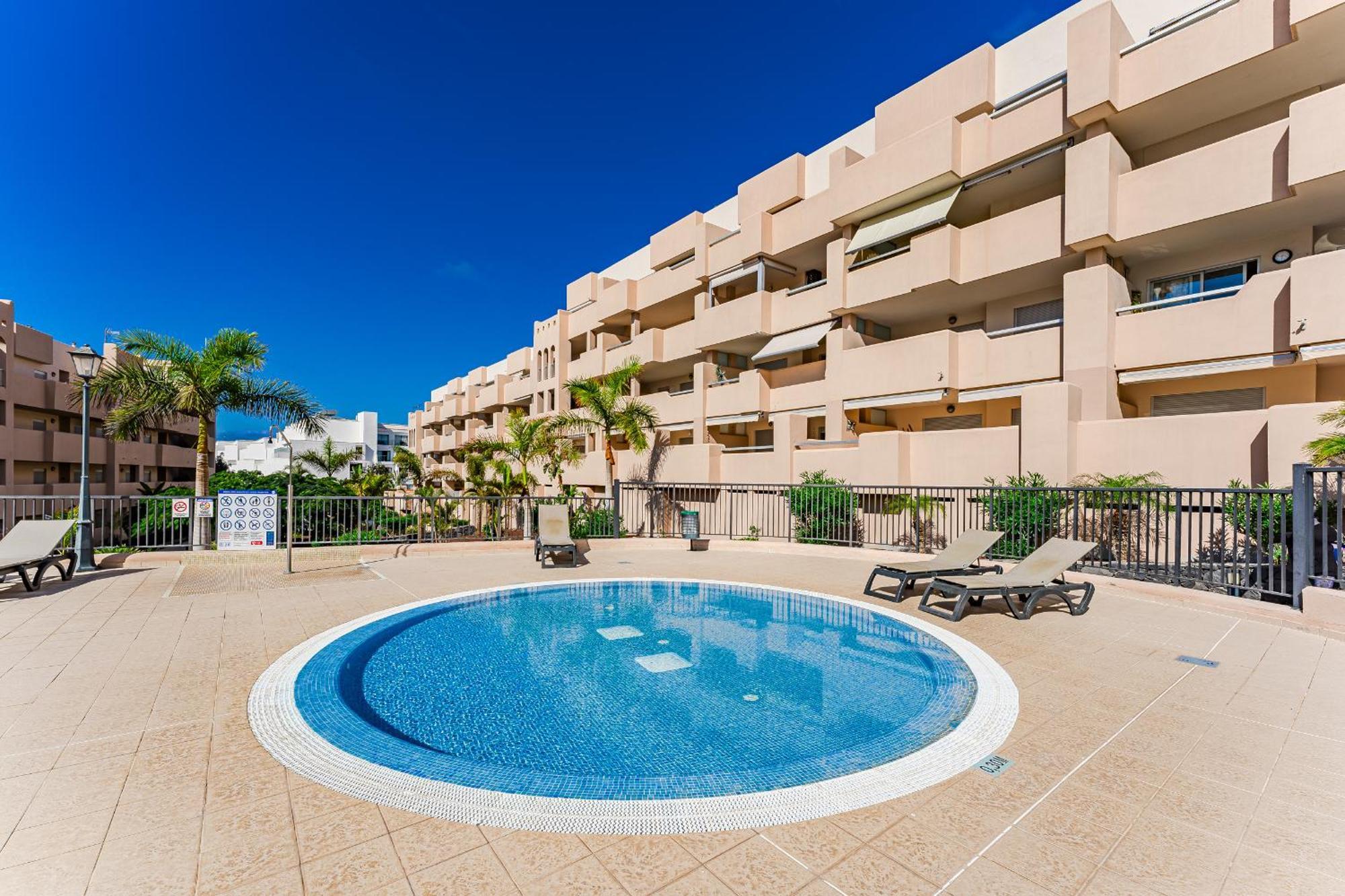 Cozy Apartment In Playa Paraiso Costa Adeje  Kültér fotó